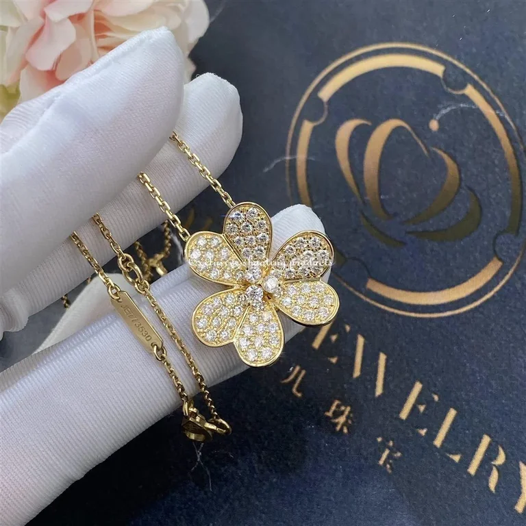 Van Cleef & Arpels VCARP0J700 Frivole pendant large model Yellow gold Diamond Necklace 7