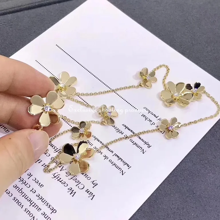 Van Cleef & Arpels VCARD31500 Frivole necklace 9 flowers Yellow gold Diamond Necklace 7