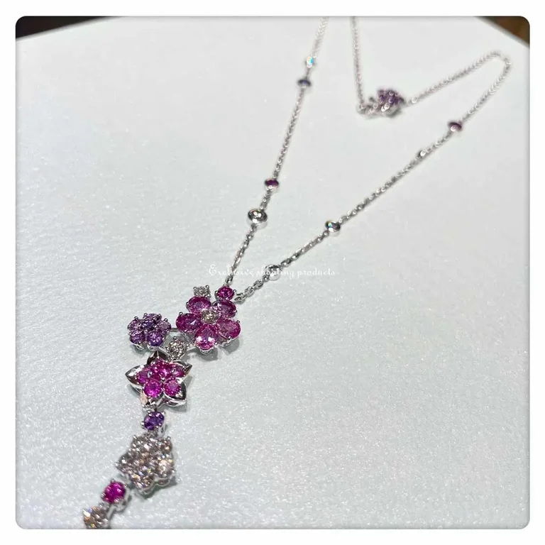 Van Cleef & Arpels Folie des Prés VCARP05L00 pendant White gold Diamond Sapphire Necklace 12