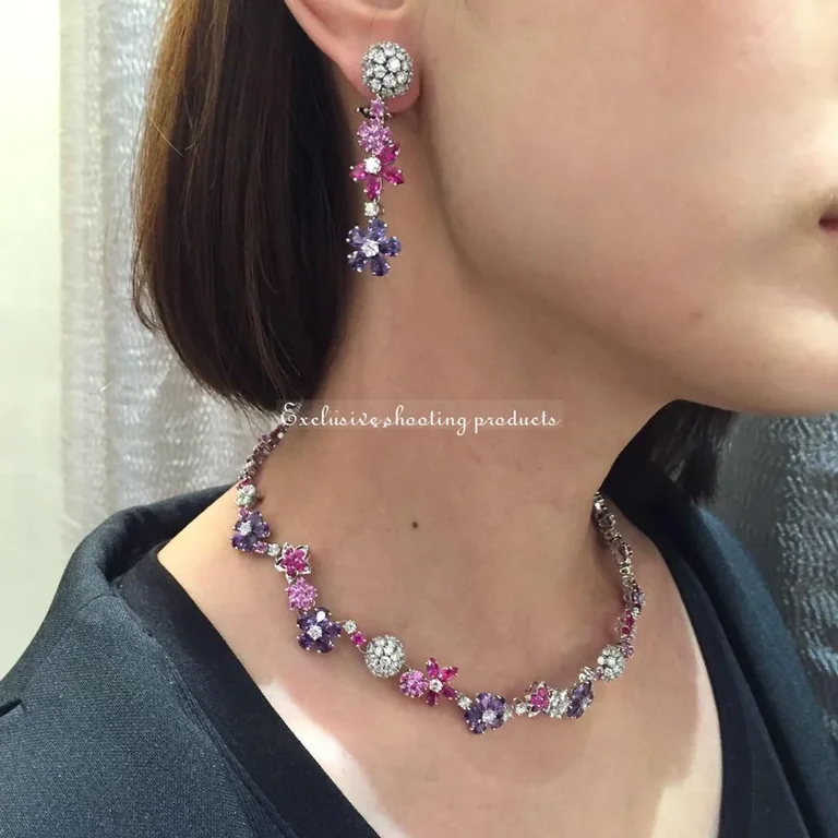 Van Cleef & Arpels Folie des Prés VCARP05F00 necklace White gold Diamond Sapphire VCARP05F00 3