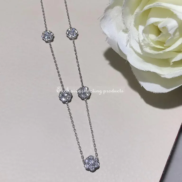 Van Cleef & Arpels VCARA47600 Fleurette necklace 5 flowers large model White gold Diamond 5