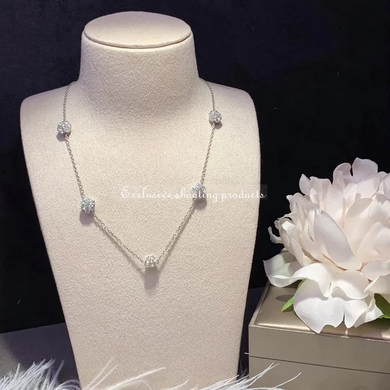 Van Cleef & Arpels VCARA47600 Fleurette necklace 5 flowers large model White gold Diamond 3