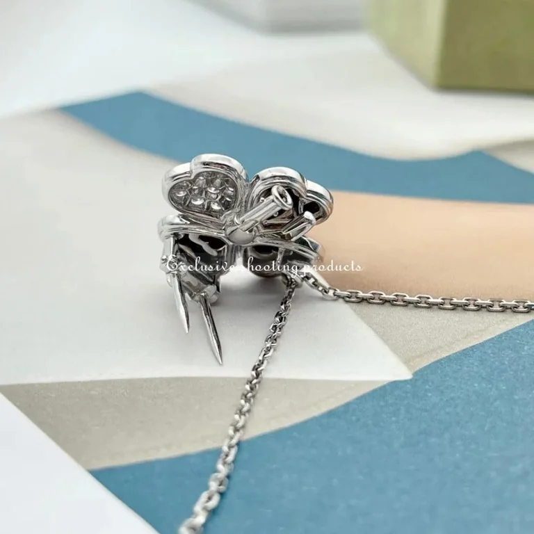 Van Cleef & Arpels VCARO5BU00 Cosmos clip pendant medium model white gold with diamond by onyx Necklace 2