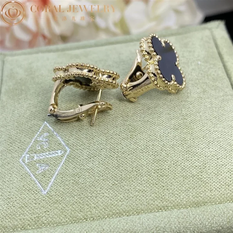 Van Cleef & Arpels VCARA44200 Vintage Alhambra earrings Yellow gold Onyx 5