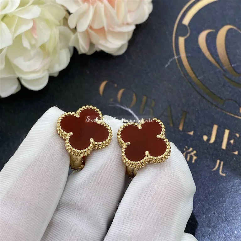 Van Cleef & Arpels VCARD40400 Vintage Alhambra Earrings Yellow Gold Carnelian 5