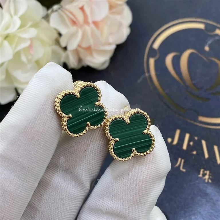 Van Cleef & Arpels Vintage VCARO3QL00 Alhambra Earrings Yellow Gold Malachite Earrings 5
