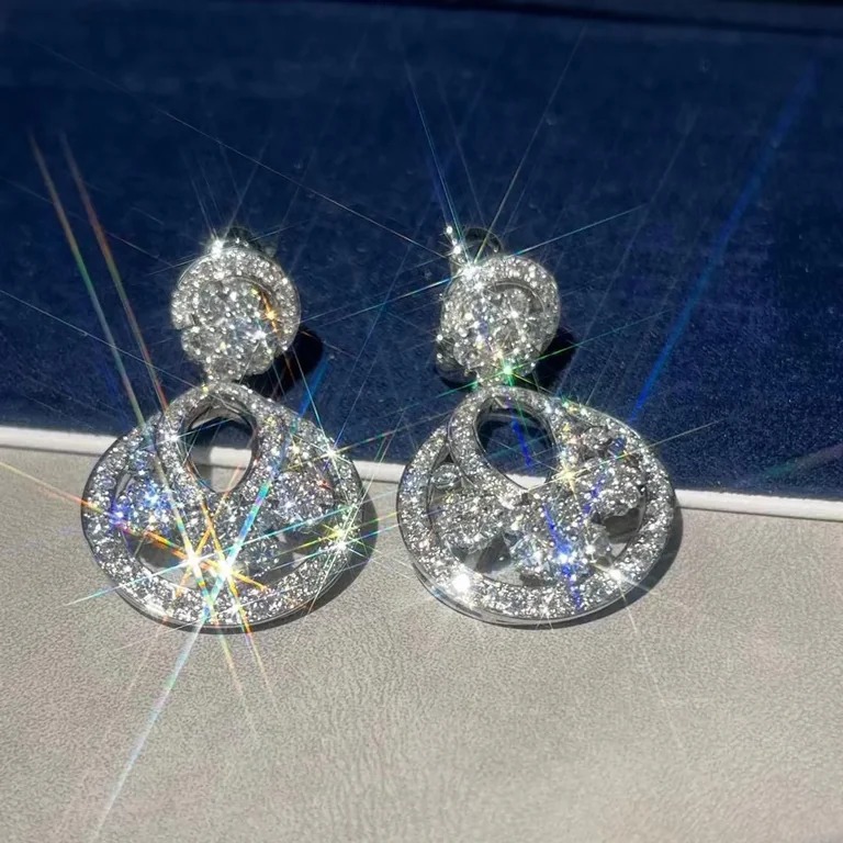 Van Cleef & Arpels VCARO3RL00 Snowflake earrings large model Platinum Diamond earrings 6