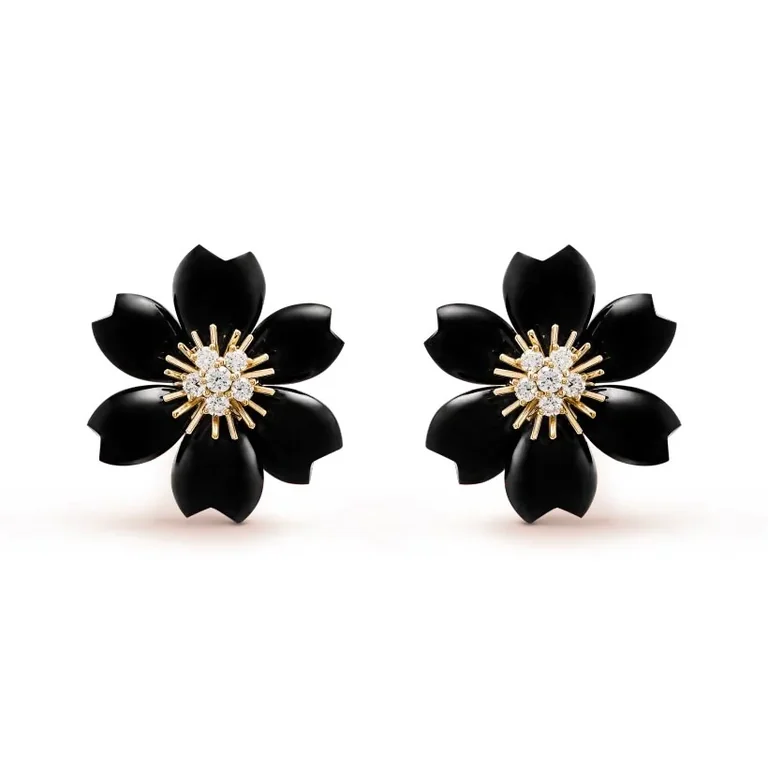 Van Cleef & Arpels VCARO9B200 Rose de Noël earrings small model Yellow gold Diamond Onyx earrings 1