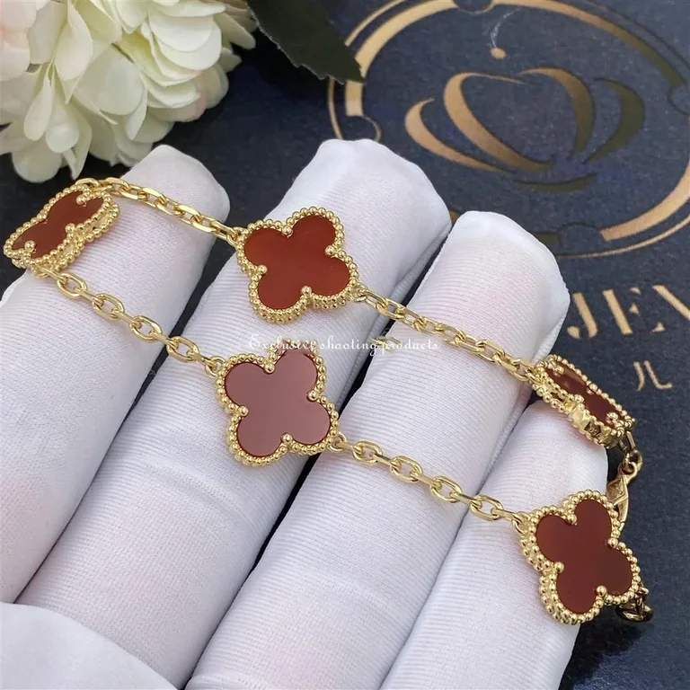 Van Cleef Arpels Vvintage Alhambra Bracelet 5 Motifs Yellow Gold Carnelian Vcard35500 Coral 38