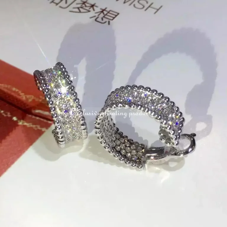 Van Cleef & Arpels VCARO2IY00 Perlée Diamonds hoop earrings 3 rows White gold Diamond earrings 4