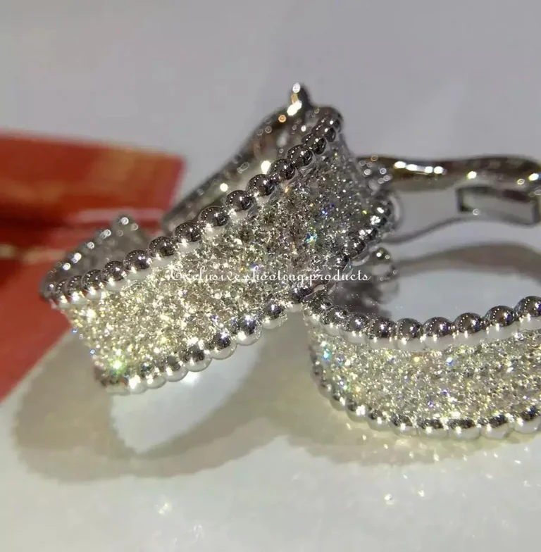 Van Cleef & Arpels VCARO2IY00 Perlée Diamonds hoop earrings 3 rows White gold Diamond earrings 2