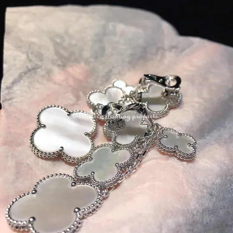 Van Cleef & Arpels CARD78900 Magic Alhambra earrings 4 motifs White gold Mother-of-pearl earrings 2