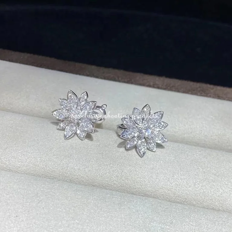 Van Cleef & Arpels VCARO96B00 Lotus earrings small model White gold Diamond earrings 5