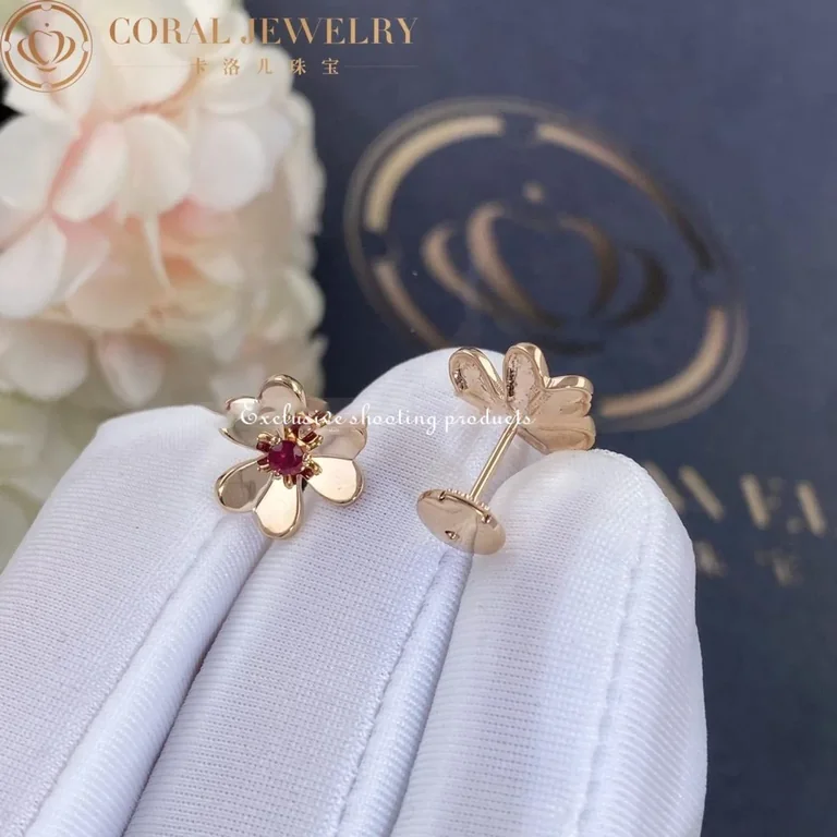 Van Cleef & Arpels VCARP7SA00 Frivole earrings mini model Rose gold Ruby earrings 3