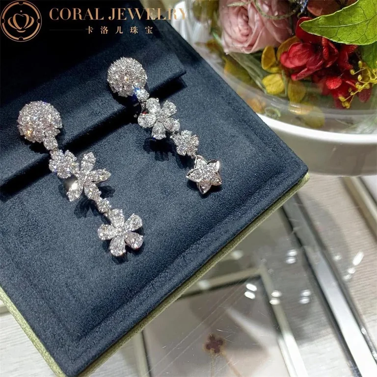 Van Cleef & Arpels VCARP05H00 Folie des Prés earrings White gold Diamond earrings 2