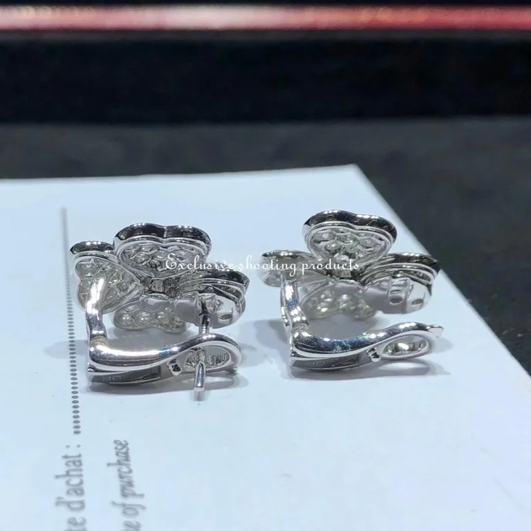 Van Cleef & Arpels VCARO68J00 Cosmos medium model White gold Diamond earrings 7