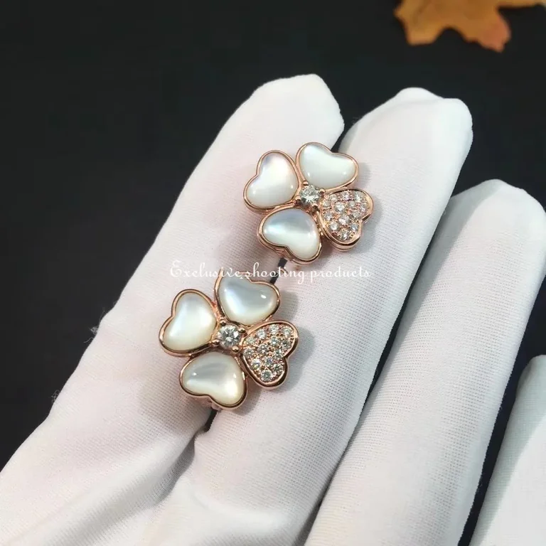 Van Cleef & Arpels VCARO5BZ00 Cosmos earrings medium model Rose gold Diamond Mother-of-pearl earrings 3