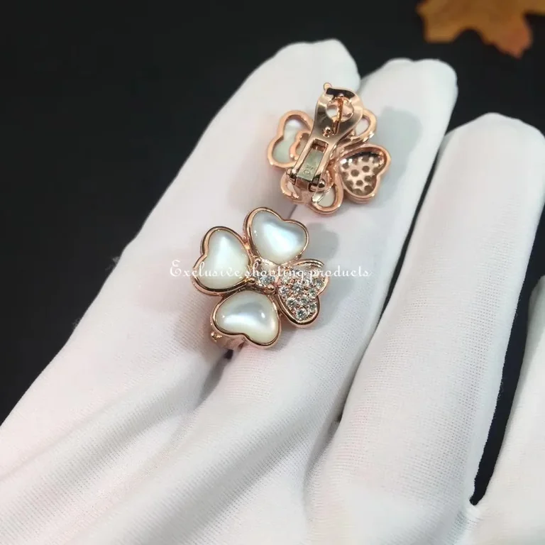 Van Cleef & Arpels VCARO5BZ00 Cosmos earrings medium model Rose gold Diamond Mother-of-pearl earrings 2