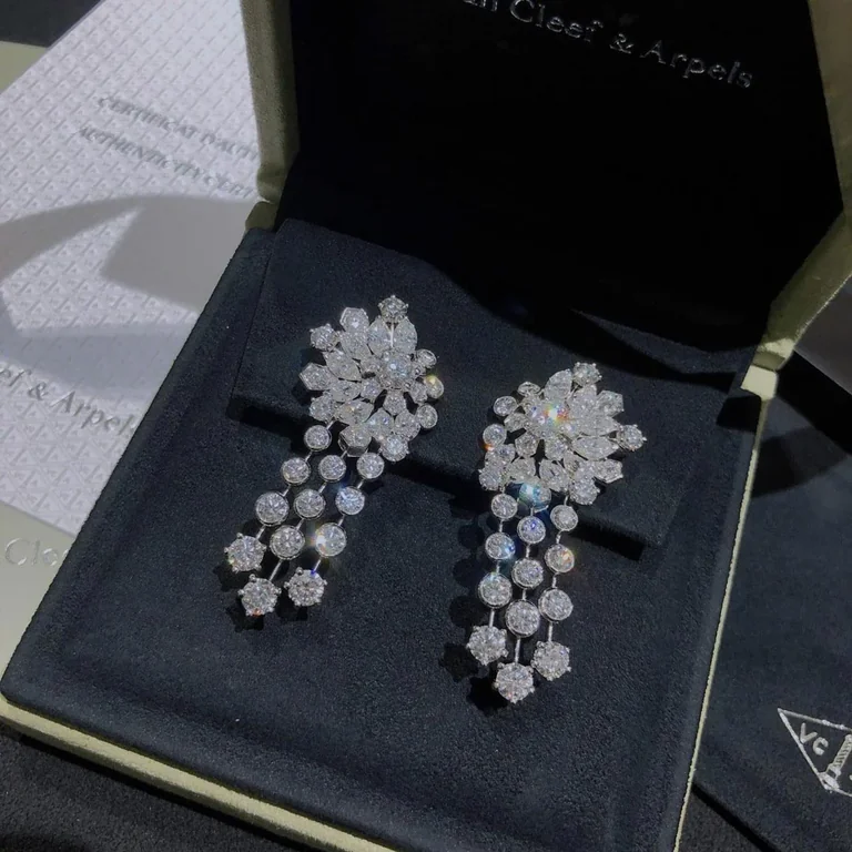 Van Cleef & Arpels VCARO9CO00 À Cheval transformable earrings Platinum Diamond earrings 8