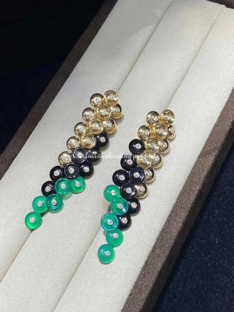 Van Cleef & Arpels VCARO77200 Bouton d?or earrings Yellow gold Chrysoprase 6