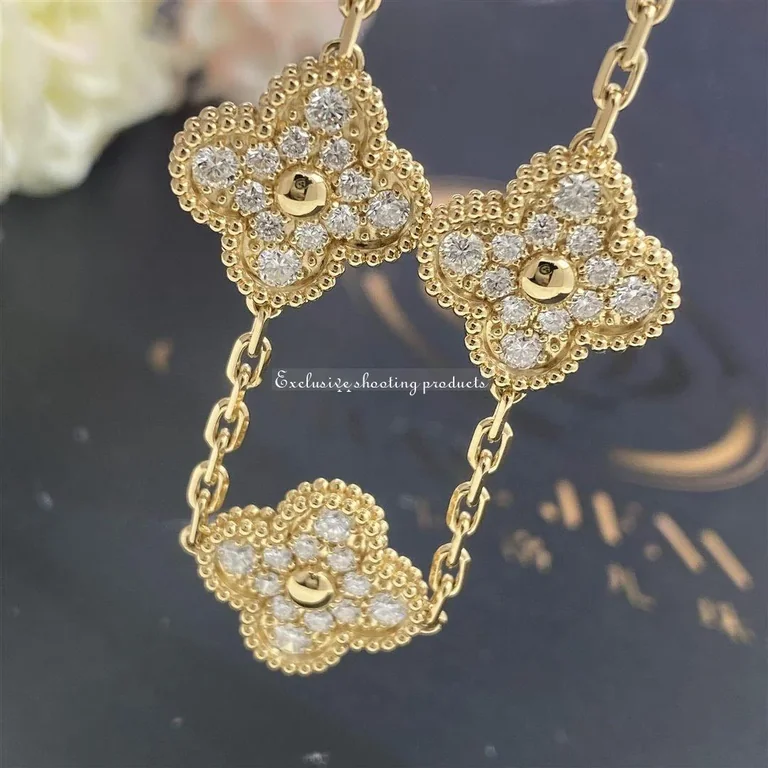 Van Cleef & Arpels Vintage Alhambra bracelet VCARA41400 5 motifs Yellow gold Diamond bracelet 5