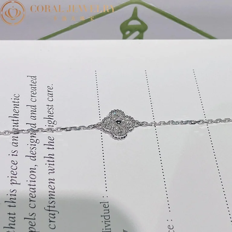Van Cleef & Arpels Sweet Alhambra VCARO85600 bracelet 1 motif White gold Diamond 4