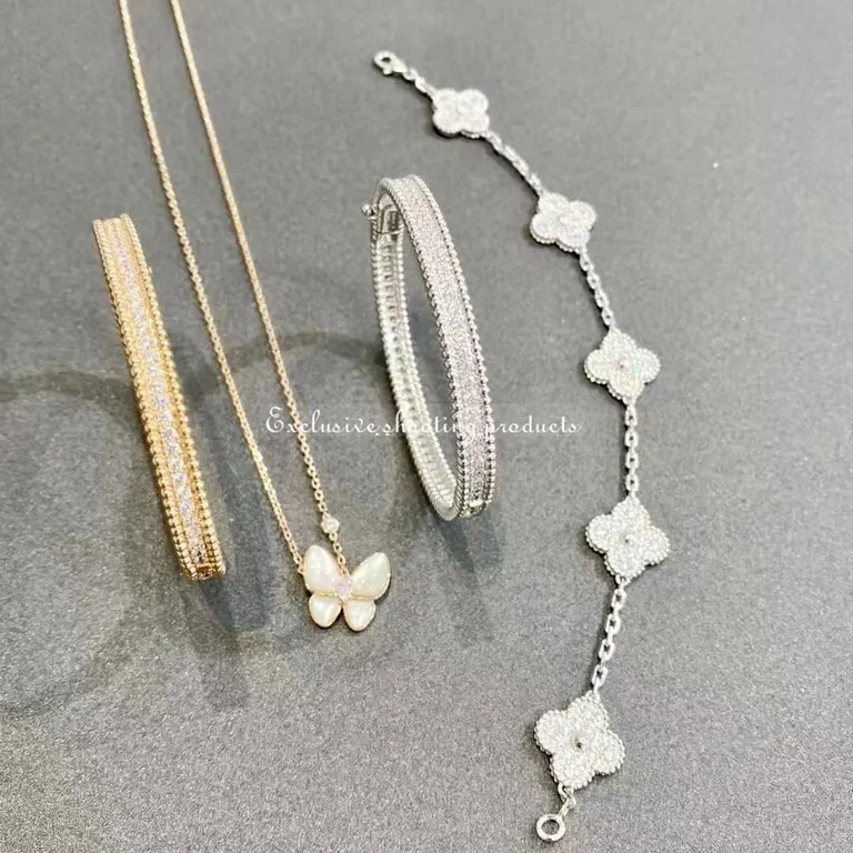 Van Cleef & Arpels VCARP27J00 Perlée diamonds bracelet 1 row White gold Diamond bracelet 4