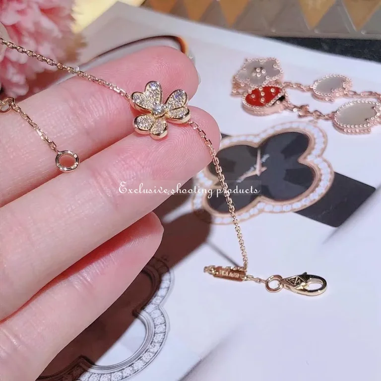Van Cleef & Arpels VCARP24100 Frivole bracelet mini model Yellow gold Diamond bracelet 6