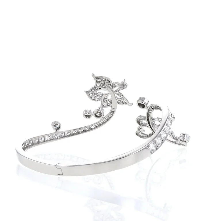 Van Cleef & Arpels Flying Butterfly Hinged Bracelet in white gold and diamonds Bracelet 5