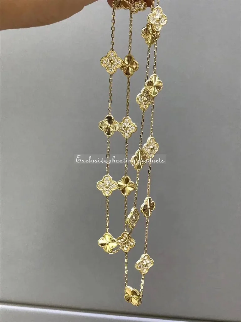 Van Cleef & Arpels VCARP4KM00 necklace Vintage Alhambra long necklace 20 motifs White gold Diamond necklace 5