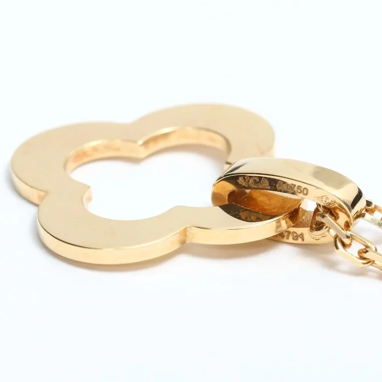 Van Cleef & Arpels VCARD38900 Byzantine Alhambra pendant Yellow gold Necklace 3