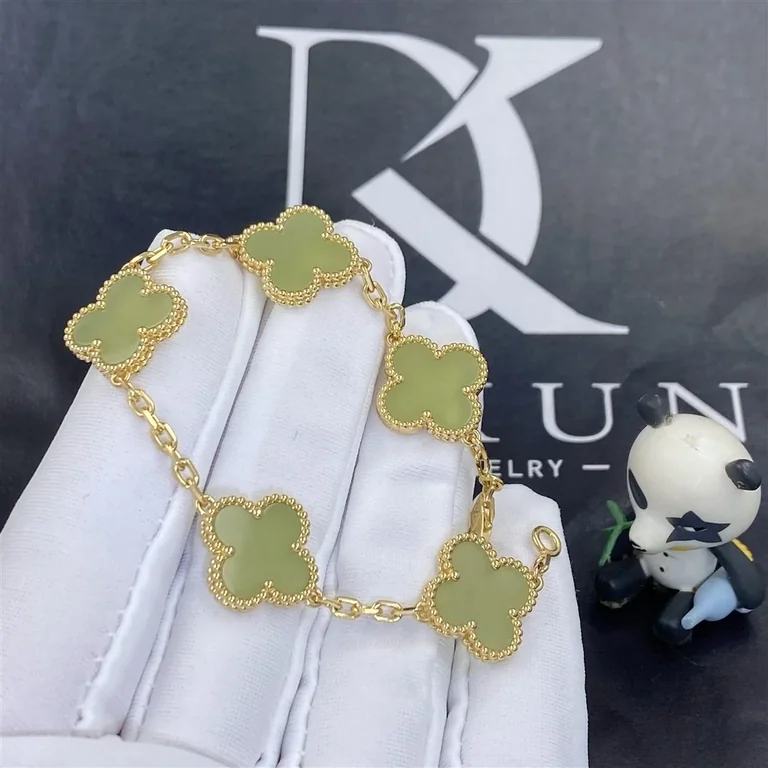 Van Cleef & Arpels Vintage Alhambra Bracelet 5 Motif 18k Yellow Gold Jade Bracelet 1