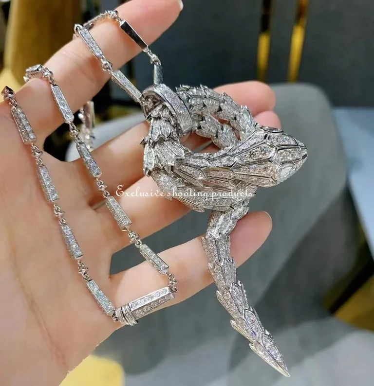 Bulgari Serpenti Viper White Gold Necklace Pave Diamonds 354085 Cl857903 JEWELRY 156