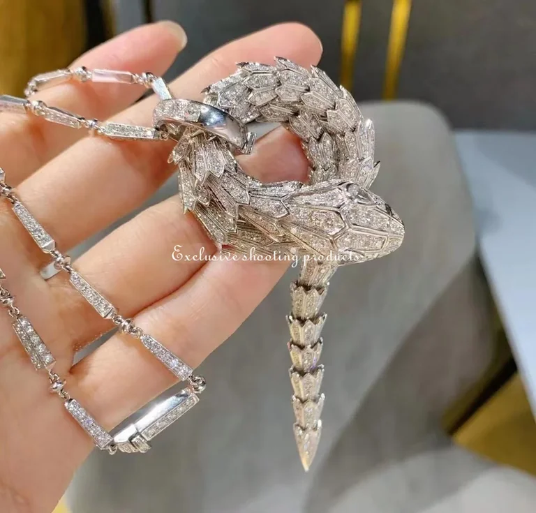 Bulgari Serpenti Viper White Gold Necklace Pave Diamonds 354085 Cl857903 JEWELRY 169