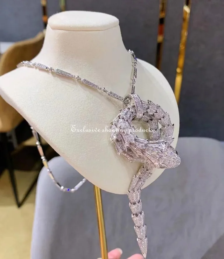 Bulgari Serpenti Viper White Gold Necklace Pave Diamonds 354085 Cl857903 JEWELRY 178