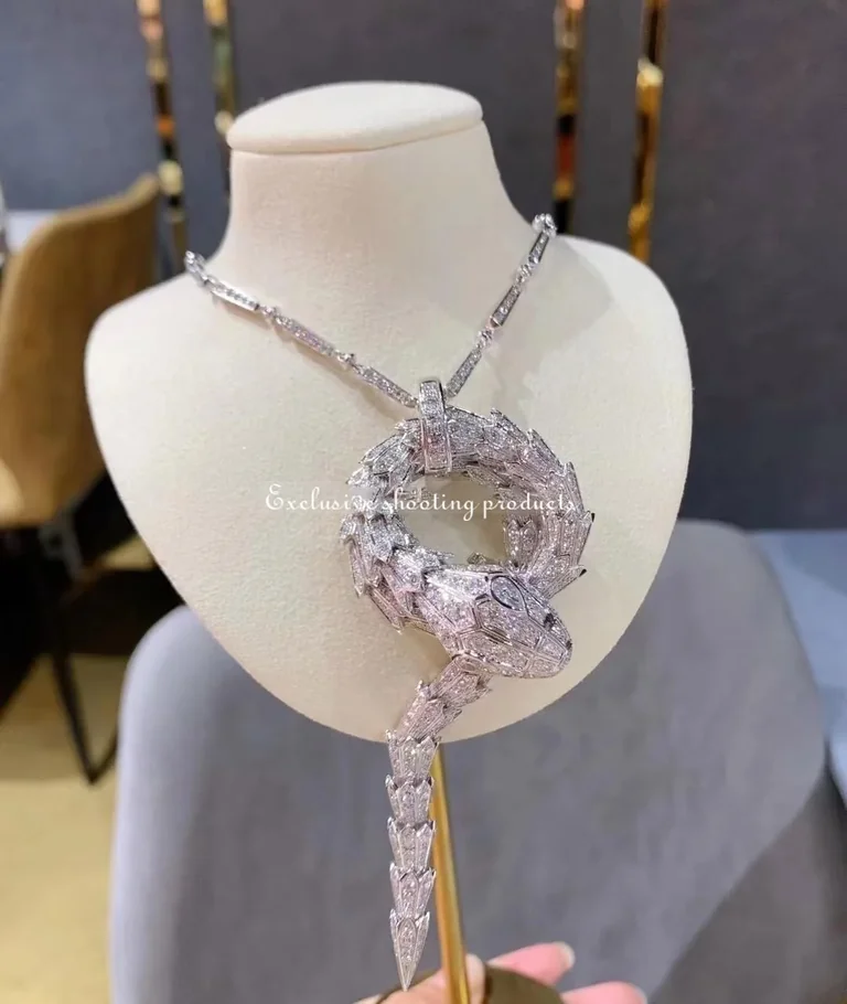 Bulgari Serpenti Viper White Gold Necklace Pave Diamonds 354085 Cl857903 JEWELRY 188
