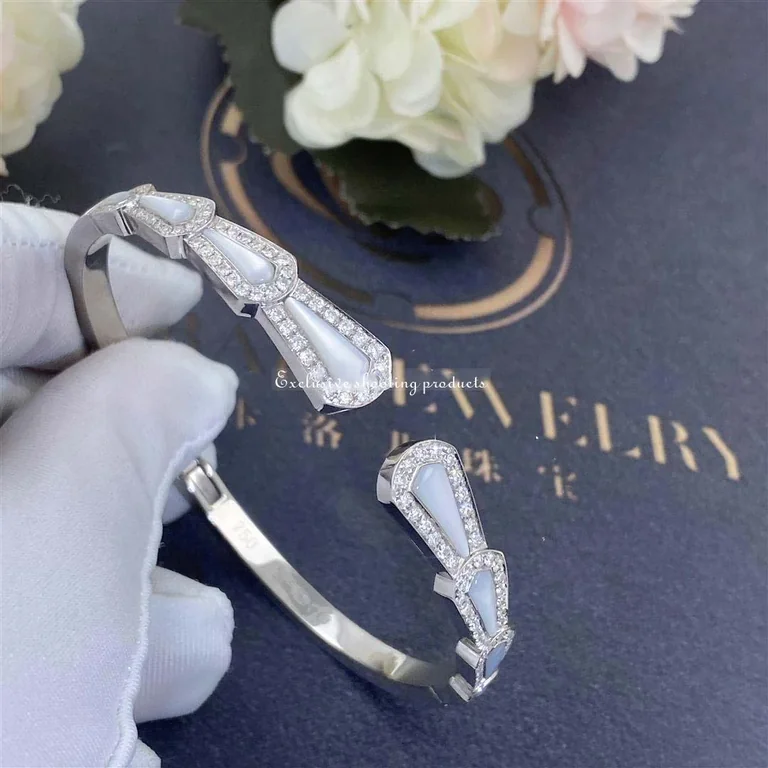 Garrard Fanfare Diamond and Mother of Pearl Bangle In 18ct White Gold REF: 2015949ALL