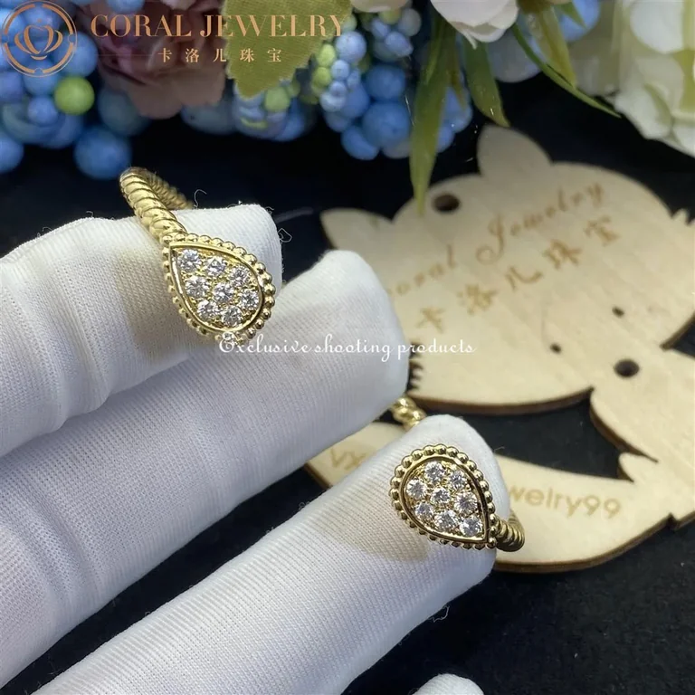 Boucheron serpent bohème bracelet JBT00817 s motif 3