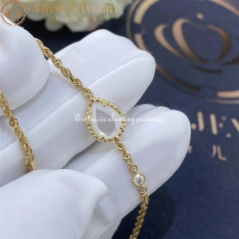 Boucheron serpent bohème bracelet JBT00808 xs motif2