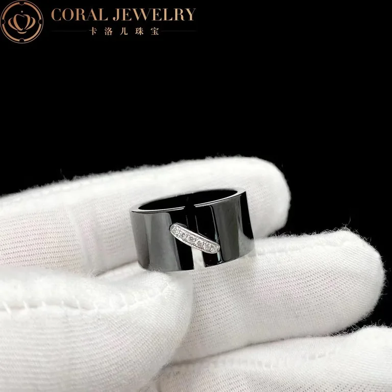 Chaumet Liens Évidence Ring 081956 in white gold black ceramic and diamond