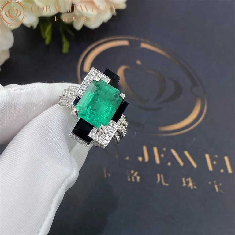 Chaumet Labyrinthe Ring White Gold Emerald With Onyx And Diamonds Coral 22