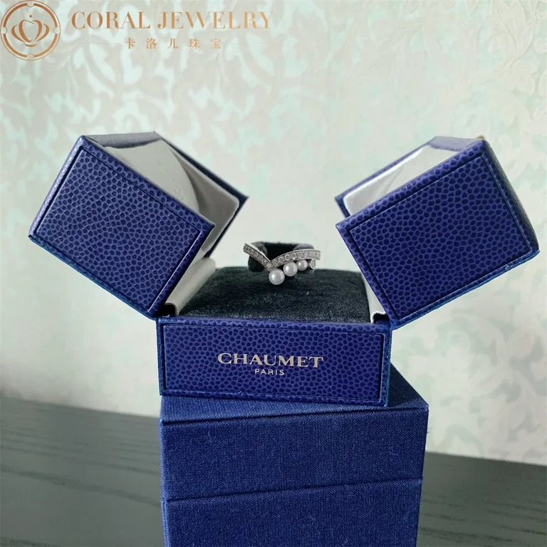 Chaumet Joséphine Aigrette Ring 083290 White Gold, Pearls, Diamonds