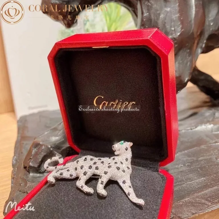 Cartier Panthère De Cartier Brooch H5000025, White Gold, Sapphires, Emeralds, Onyx, Diamonds 3