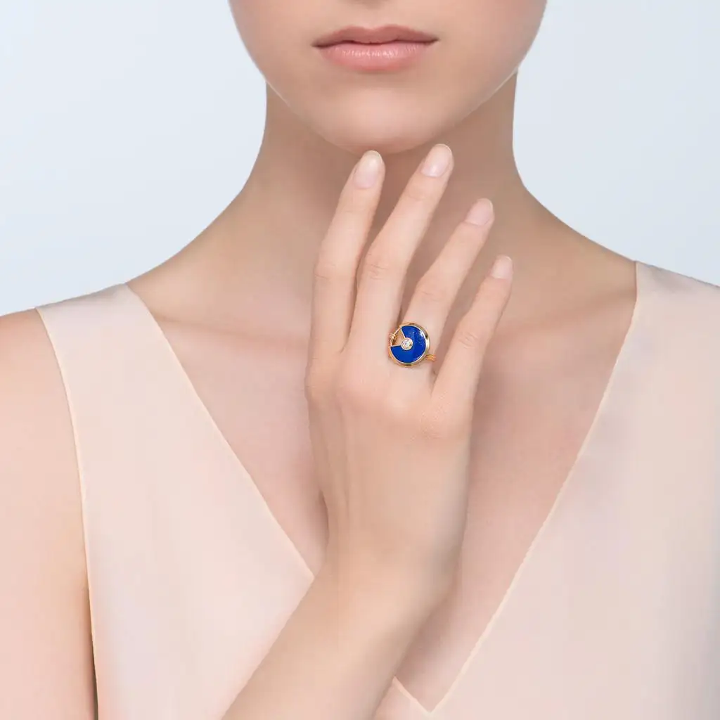 Cartier Amulette Lapis Lazuli Diamond 18 Karat Yellow Gold Ring 3
