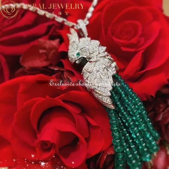 Cartier Les Oiseaux Libérés H3000008 Necklace White Gold Grey Mother-of Pearl Emeralds Diamonds 4