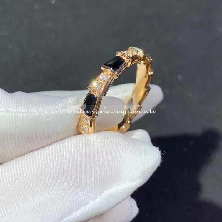 Bulgari Serpenti Viper AN858710 18 kt rose gold thin ring set with onyx elements and pavé diamonds ring 2