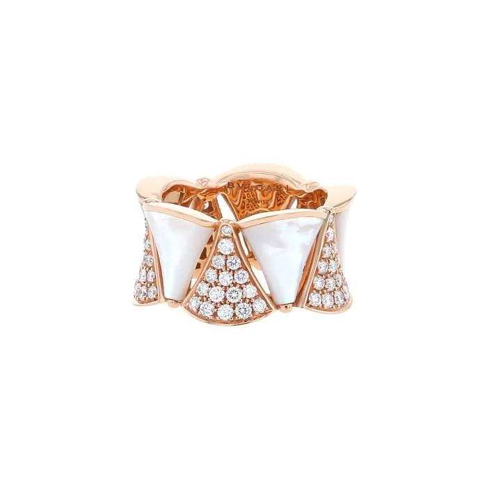 Bulgari Divas? Dream AN856775 ring in Rose gold mother of pearl and diamonds Collector Square 1