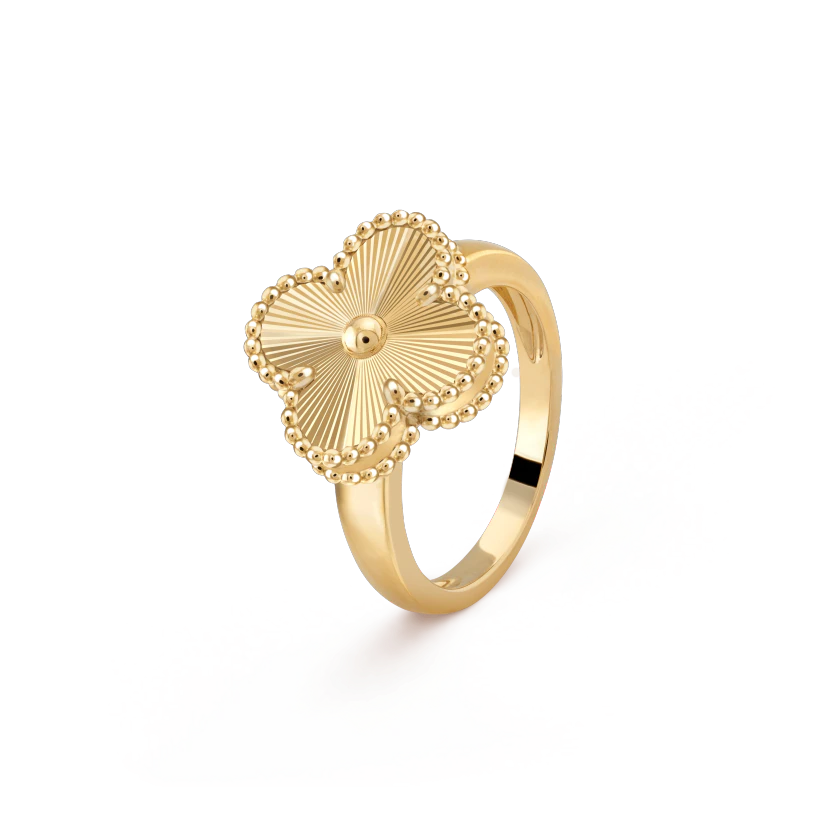 VCARP6I300 ring Van Cleef & Arpels Vintage Alhambra ring Yellow gold 1
