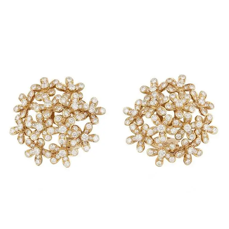 Van Cleef & Arpels VCARB14100 Socrate Earclips Diamond Yellow Gold Earrings 1