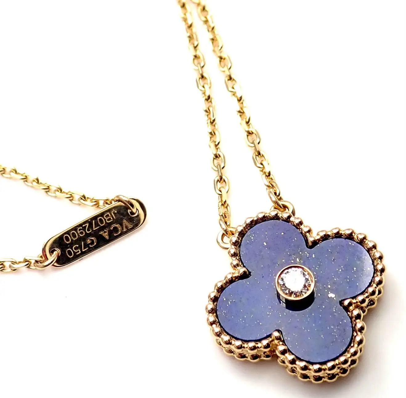 Van Cleef & Arpels Vintage Alhambra 2010 Holiday Necklace Yellow Gold Necklace 5